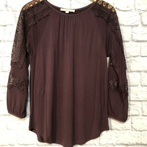 Loft lace 3/4 sleeve pullover top